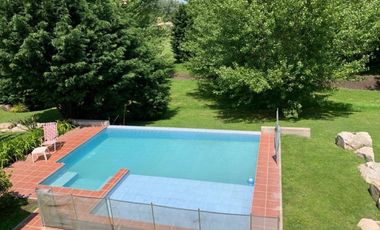 Alquiler Increible Casa en Rumenco
