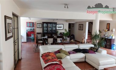 Casa en Venta en Casa en venta en Villa El Chañar