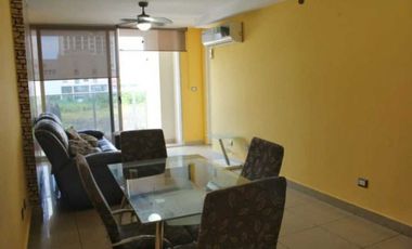 VENDO APARTAMENTO AMOBLADO EN PH ROKAS PARK 3 REC