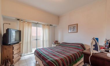 Vendo departamento de 3 ambientes a 2 cuadras del Mar, zona La Perla