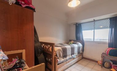 Vendo departamento de 3 ambientes a 2 cuadras del Mar, zona La Perla