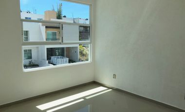 CASA EN FRESNOS TRES MARIAS