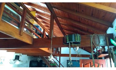 CHALET 4 AMB GARAGE DOBLE , PARQUE Y GRAN QUINCHO