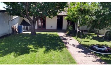 CHALET 4 AMB GARAGE DOBLE , PARQUE Y GRAN QUINCHO