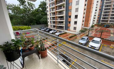 VENTA APARTAMENTO EN CAÑAVERAL CERCA DEL CLUB CAMPESTRE. Cod V8738