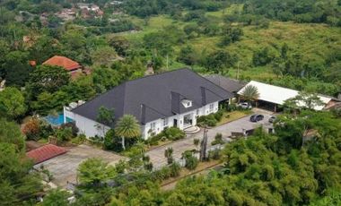 DIJUAL BANGUNAN LUAS / VILLA MEWAH di HAMBALANG / SENTUL, BOGOR