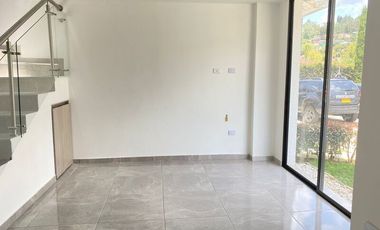 CASA EN ARRIENDO UBICADA EN GUARNE SECTOR SAN ANTONIO