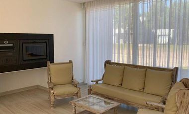 CASA 6 AMB DOMOTIZADA PINAMAR LA HERRADURA BARRIO CERRADO