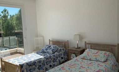 CASA 6 AMB DOMOTIZADA PINAMAR LA HERRADURA BARRIO CERRADO