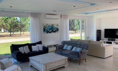 CASA 6 AMB DOMOTIZADA PINAMAR LA HERRADURA BARRIO CERRADO