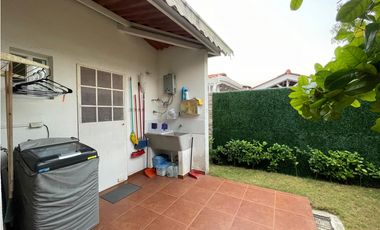 Se Vende Casa en Costa Verde Versalles