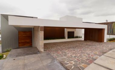 Casa en venta en Morelia, Club de Golf Tres Marías