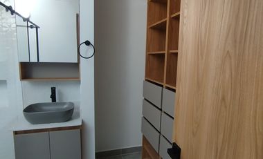 casa en arriendo/venta en retiro. Cod V215516