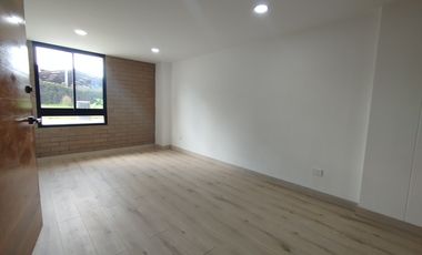 casa en arriendo/venta en retiro. Cod V215516
