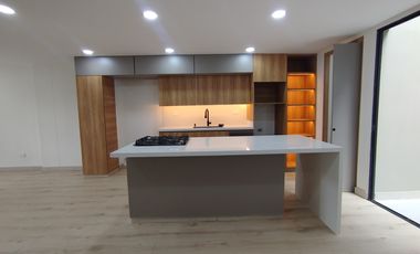 casa en arriendo/venta en retiro. Cod V215516