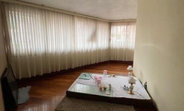 BAJA DE PRECIO!! GRAN CASA EN VENTA DENTRO DE FRACCIONAMIENTO JARDINES EN LA MONTAÑA 4 RECAMARAS