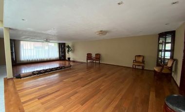 BAJA DE PRECIO!! GRAN CASA EN VENTA DENTRO DE FRACCIONAMIENTO JARDINES EN LA MONTAÑA 4 RECAMARAS