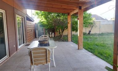 Casa en venta en Graneros de 3 dorm. + 2 Baños