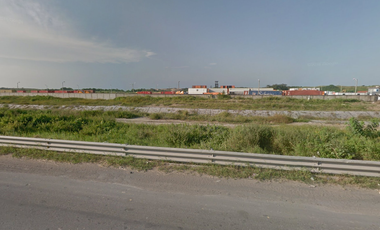 Se renta excelente terreno en patio industrial