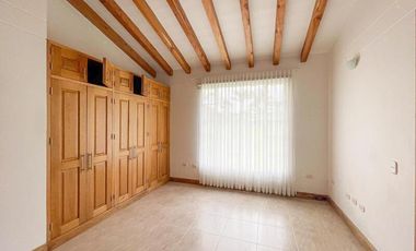 CASA EN ARRIENDO UBICADA EN RIONEGRO SECTOR VIA LA CEJA - LA UNION