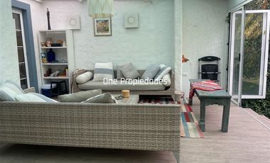 Casa en arriendo de 5 dorm. en Lo Barnechea