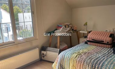 Casa en arriendo de 5 dorm. en Lo Barnechea