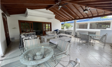 CASA Frente al mar- PLAYA BLANCA - VENTA