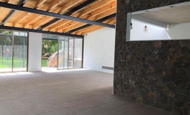 RESIDENCIA EN AVANDARO