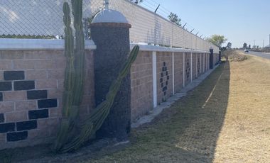 RANCHO 5 HECTARAS ENTRE POLOTITLAN Y NOPALA A 1 HORA DE QUERETARO