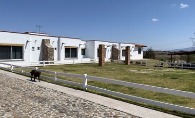 RANCHO 5 HECTARAS ENTRE POLOTITLAN Y NOPALA A 1 HORA DE QUERETARO