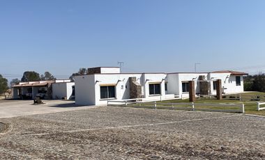RANCHO 5 HECTARAS ENTRE POLOTITLAN Y NOPALA A 1 HORA DE QUERETARO