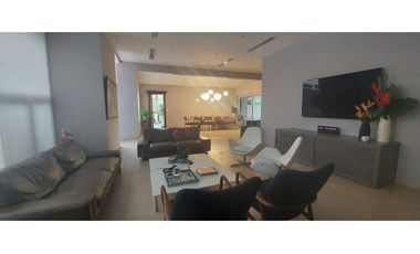 ALQUILER DE CASA EN OBARRIO - 6075rc