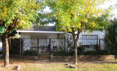 Casa en venta en Lobos, Lobos
