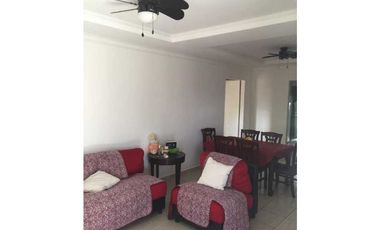 Se vende inigualable casa en los algarrobo,  120,000 negociable