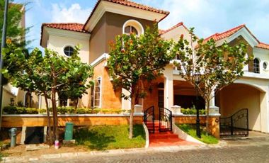Rumah Mewah Dalam Perumahan Casa Grande Maguwoharjo Dekat UPN