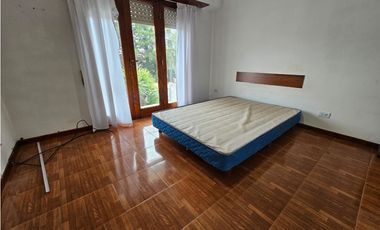 venta chalet de 4 ambientes mas galpon