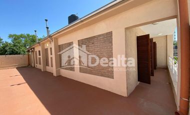 Casa en planta alta en alquiler.