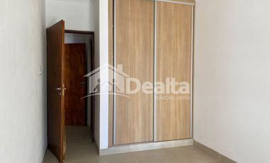 Casa en planta alta en alquiler.