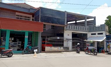 Rumah dan tempat usaha pinggir jalan Turangga kota Bandung