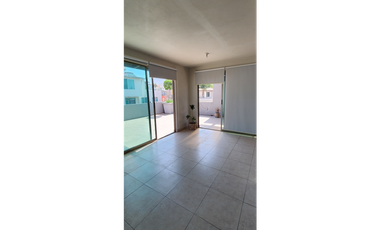 Agradable y Bonita Casa en Residencial Ixtapan.