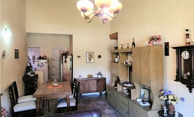 Casa tres ambientes con jardín. García Lorca. Punta Mogotes.Venta.