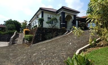 Dijual rumah konsep villa sirna galih taman sari Bogor