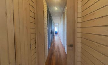 Casa con vista y acceso al Lago Ranco