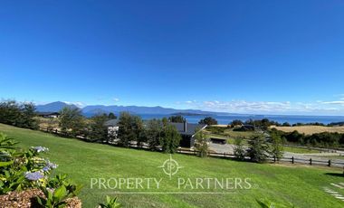 Casa con vista y acceso al Lago Ranco
