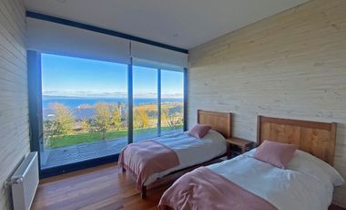 Casa con vista y acceso al Lago Ranco