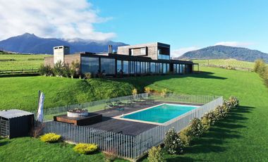 Casa con vista y acceso al Lago Ranco