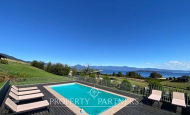 Casa con vista y acceso al Lago Ranco