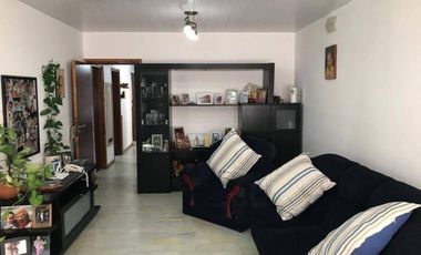 Excelente Casa 4 Ambientes A La Venta