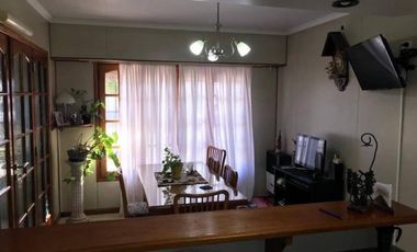 Excelente Casa 4 Ambientes A La Venta