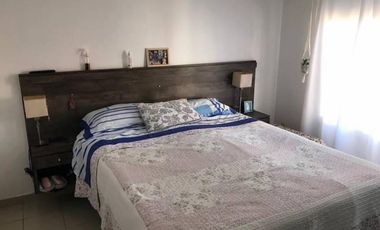 Excelente Casa 4 Ambientes A La Venta